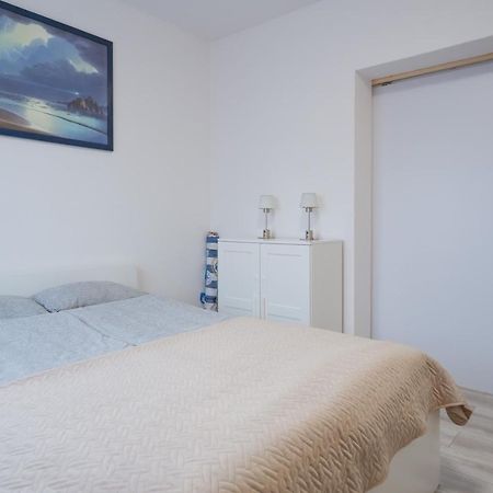 Apartament Dla 4 Osob Blisko Morza Niechorze Exterior foto