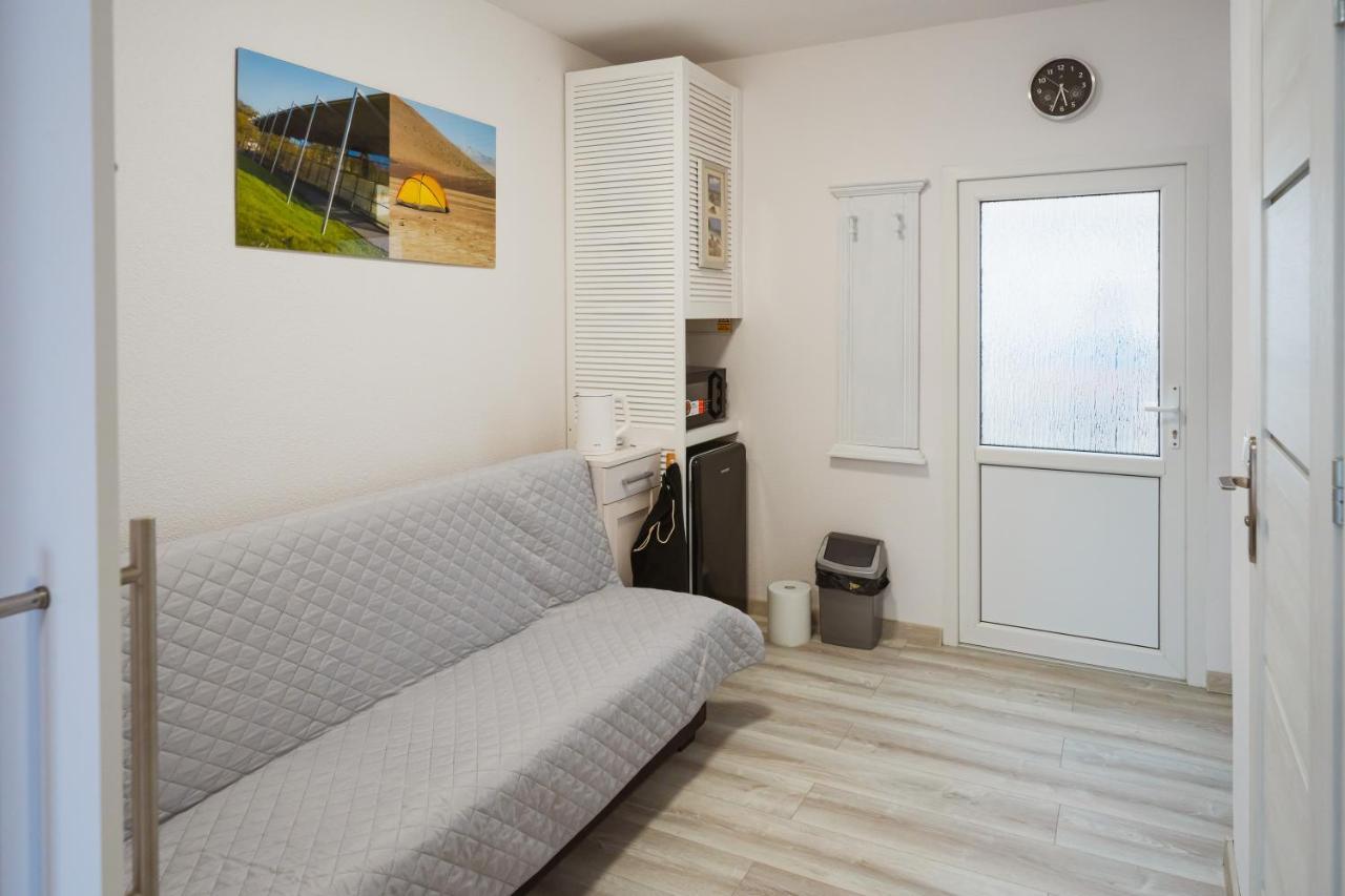 Apartament Dla 4 Osob Blisko Morza Niechorze Exterior foto